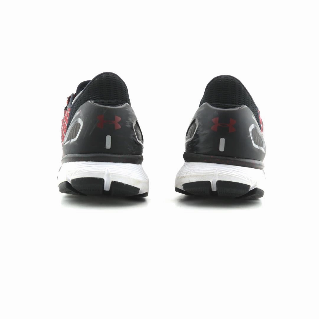 UNDER ARMOUR BANDIT 2 Under Armour trainer close-ups