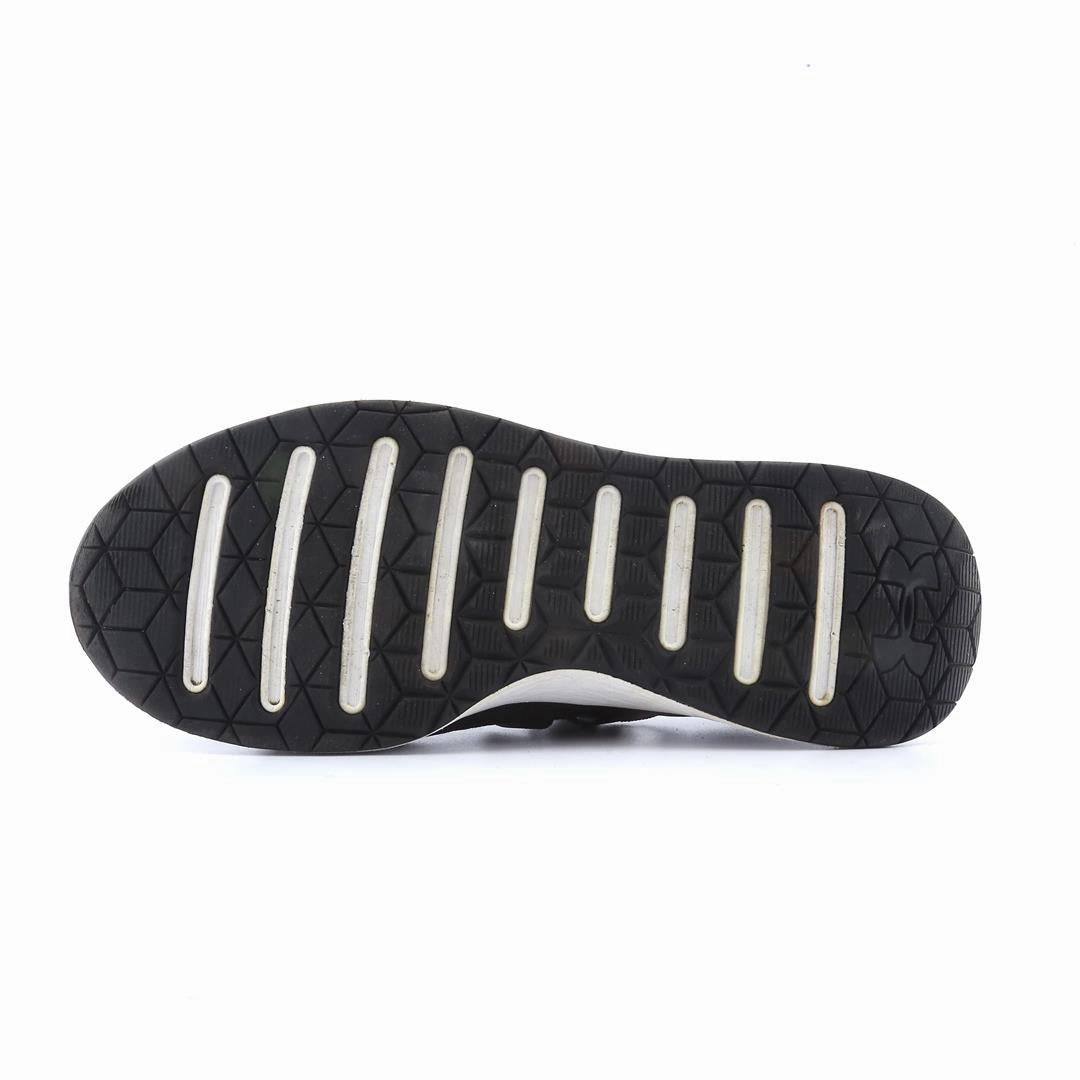UNDER ARMOUR BREATHE TRAINER Under Armour trainer close-ups