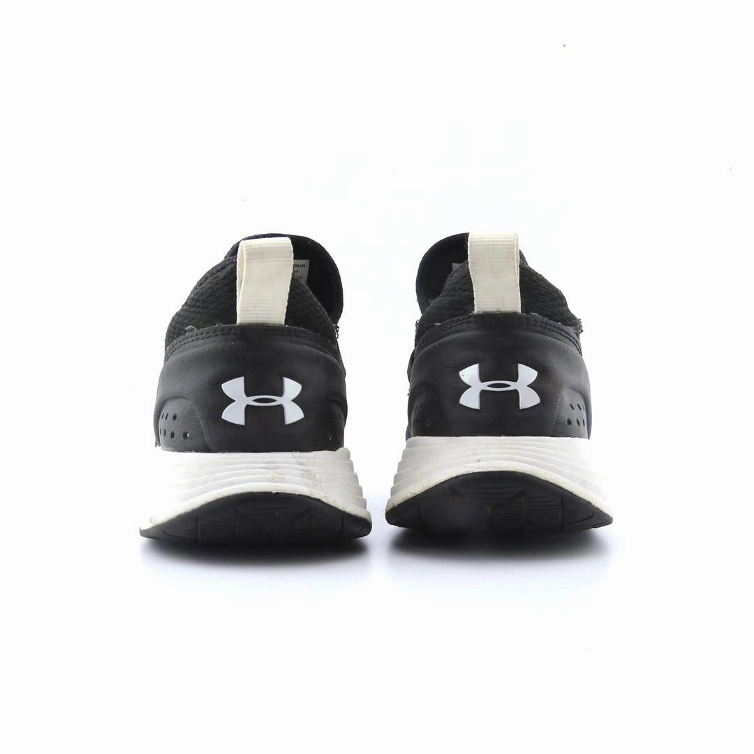 UNDER ARMOUR BREATHE TRAINER Under Armour trainer close-ups