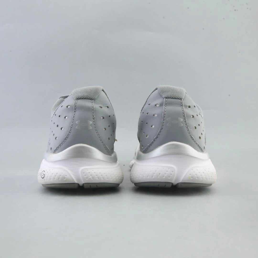 UNDER ARMOUR CHARGED ASSERT 6 Under Armour trainer close-ups