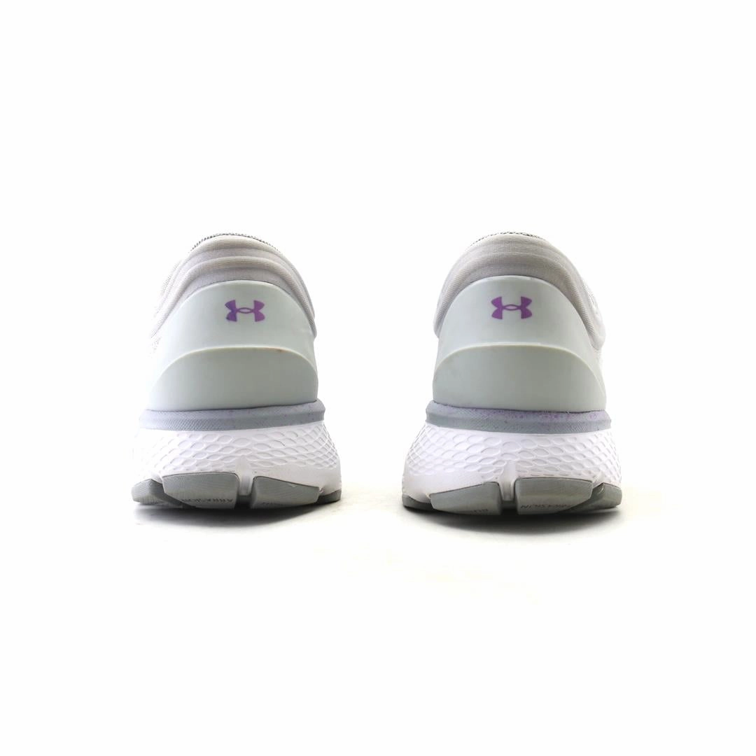 UNDER ARMOUR CHARGED ESCAPE 3 Under Armour trainer close-ups
