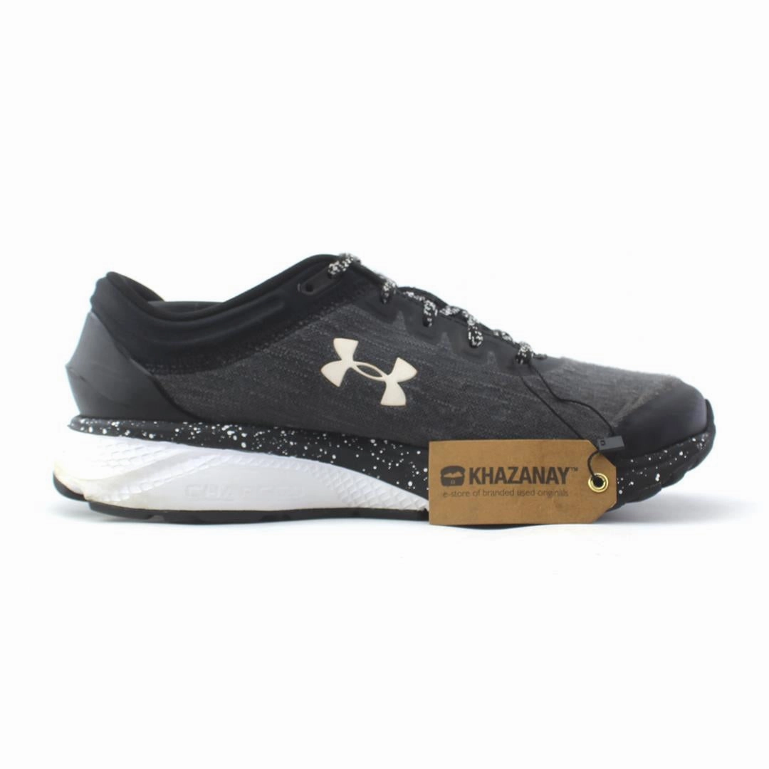 UNDER ARMOUR CHARGED ESCAPE 3 Under Armour trainer close-ups