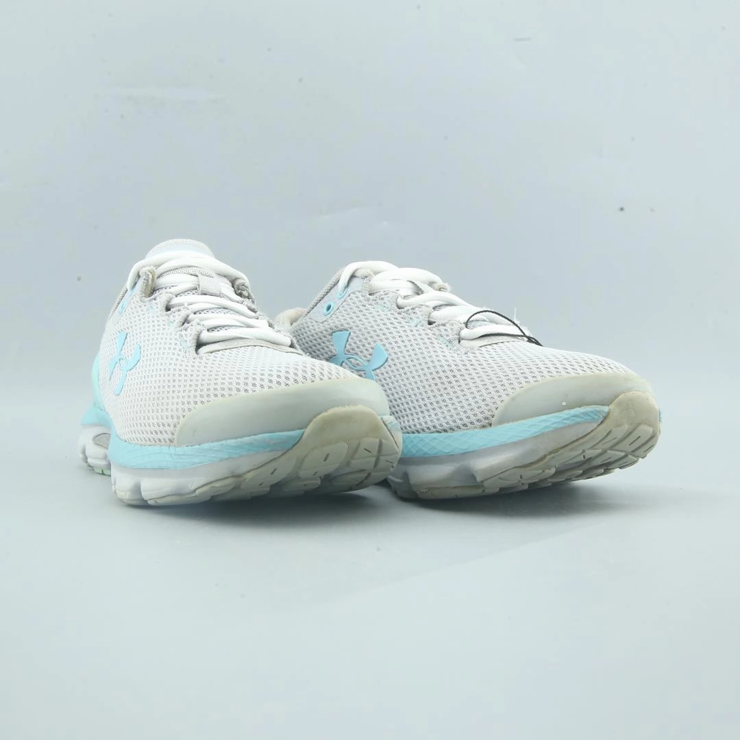 UNDER ARMOUR CHARGED GEMINI Under Armour performance footwear