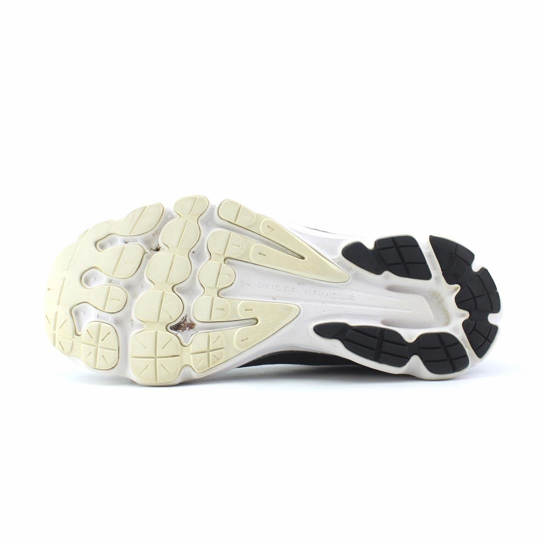 UNDER ARMOUR CHARGED GEMINI Under Armour trainer close-ups