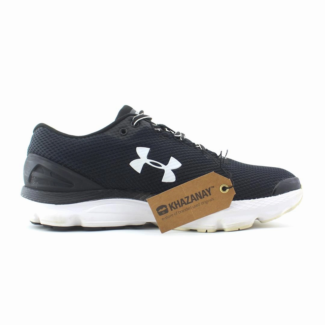 UNDER ARMOUR CHARGED GEMINI Under Armour trainer close-ups