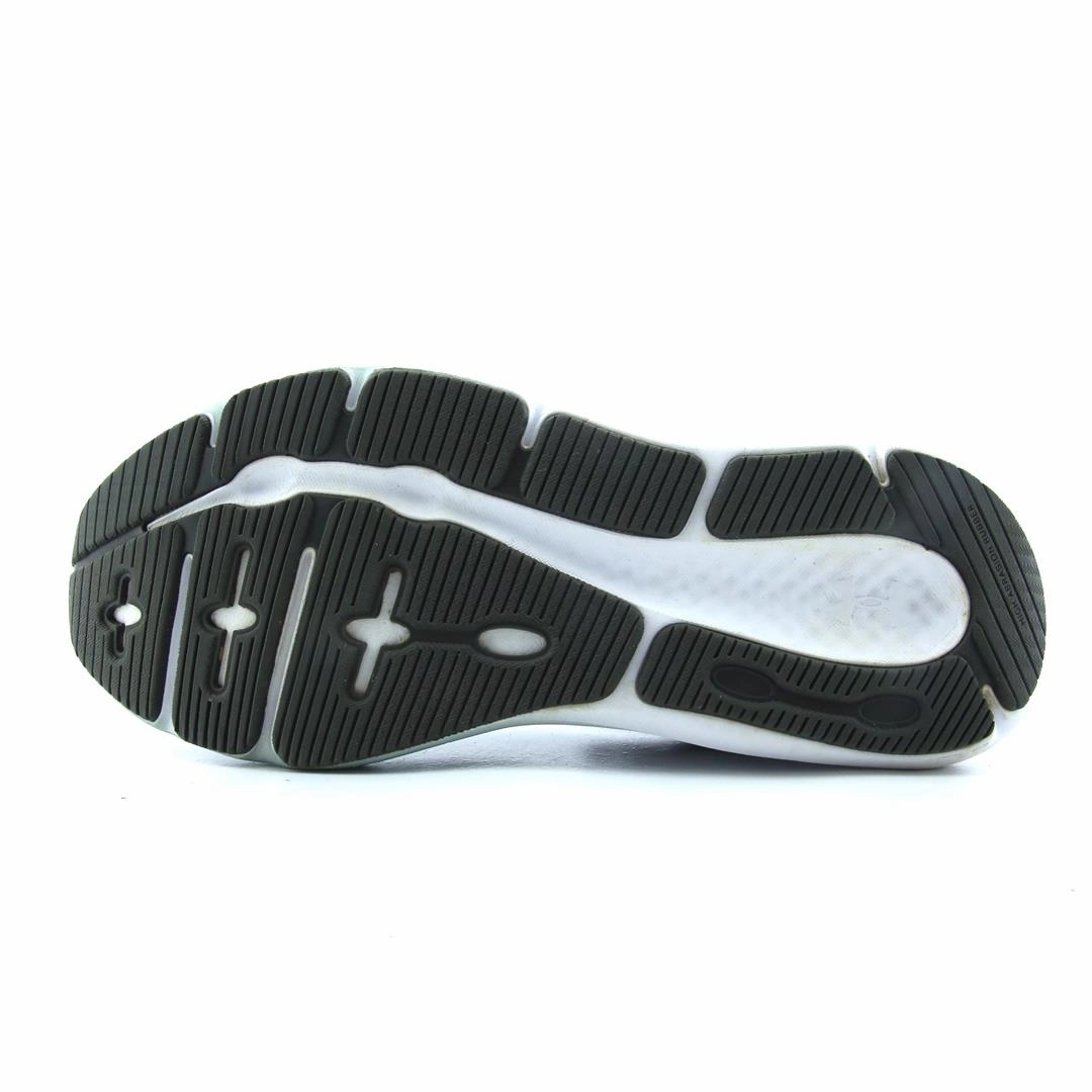 UNDER ARMOUR CHARGED PURSUIT 3 Under Armour trainer close-ups