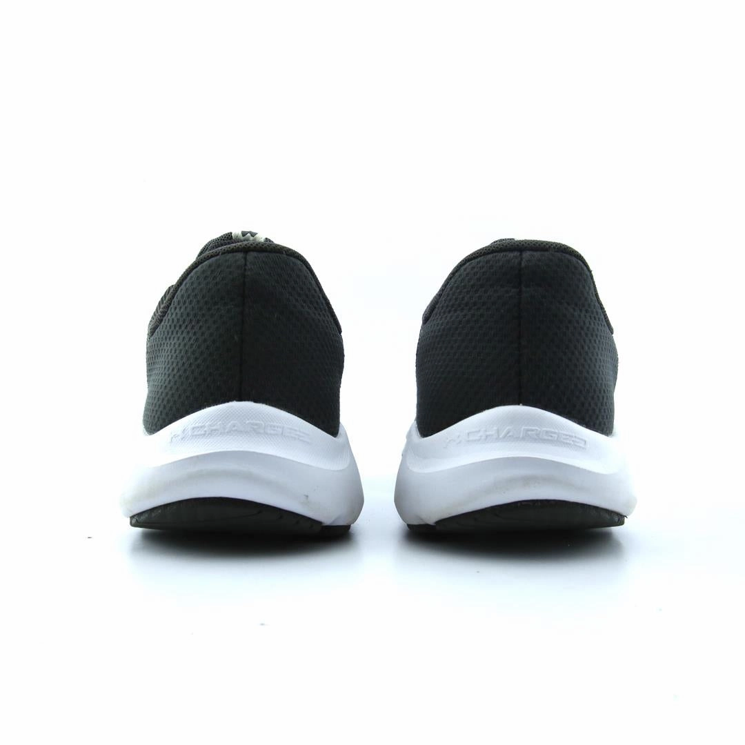 UNDER ARMOUR CHARGED PURSUIT 3 Under Armour trainer close-ups