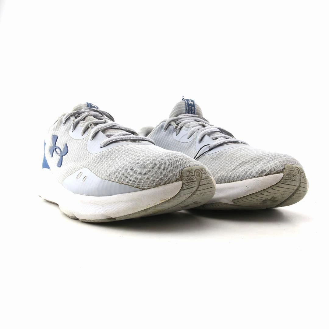 UNDER ARMOUR CHARGED PURSUIT 3 Under Armour trainer close-ups