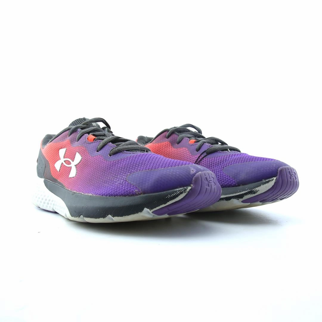 UNDER ARMOUR  CHARGED ROGUE 3 Under Armour trainer close-ups