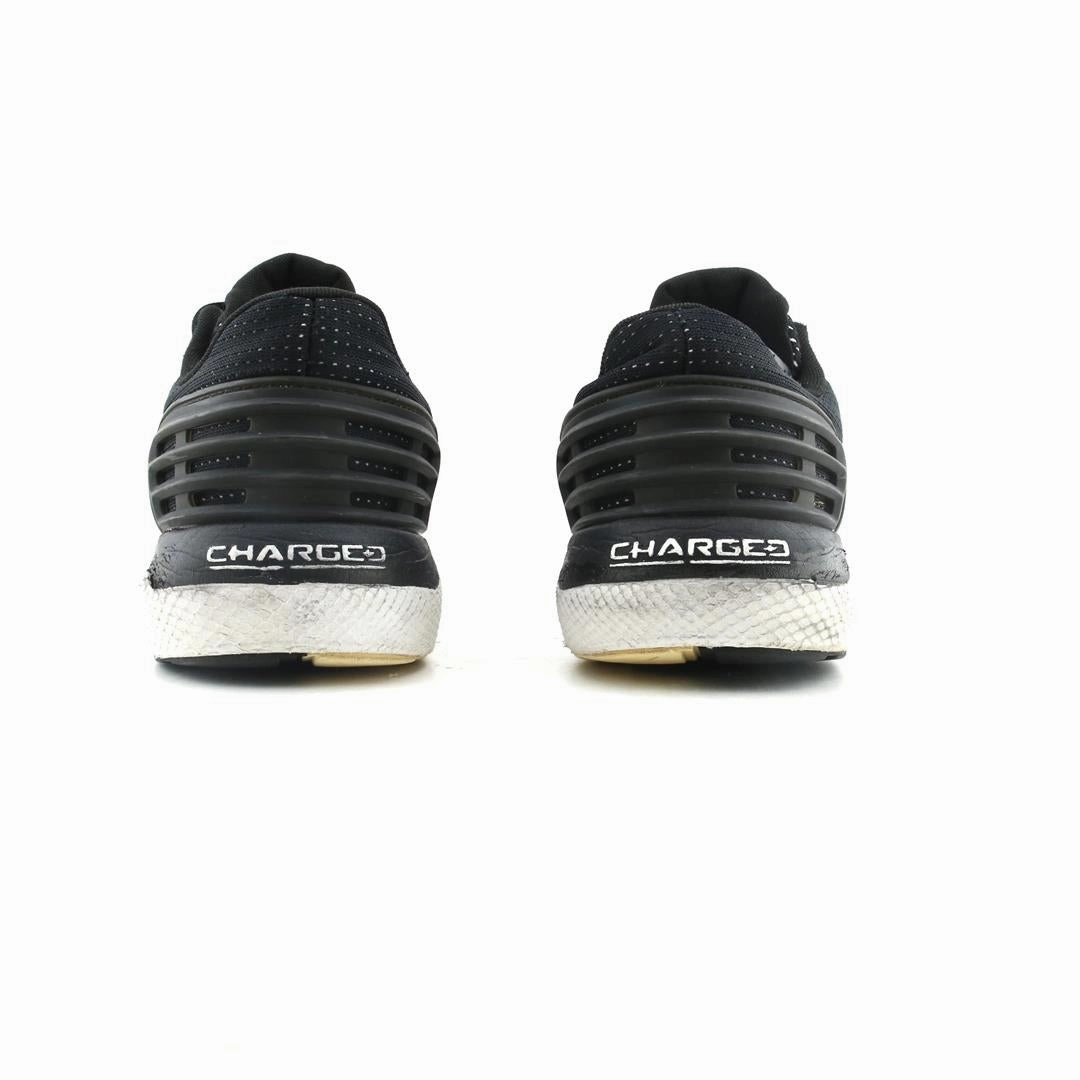 UNDER ARMOUR CHARGED ROGUE Under Armour trainer close-ups