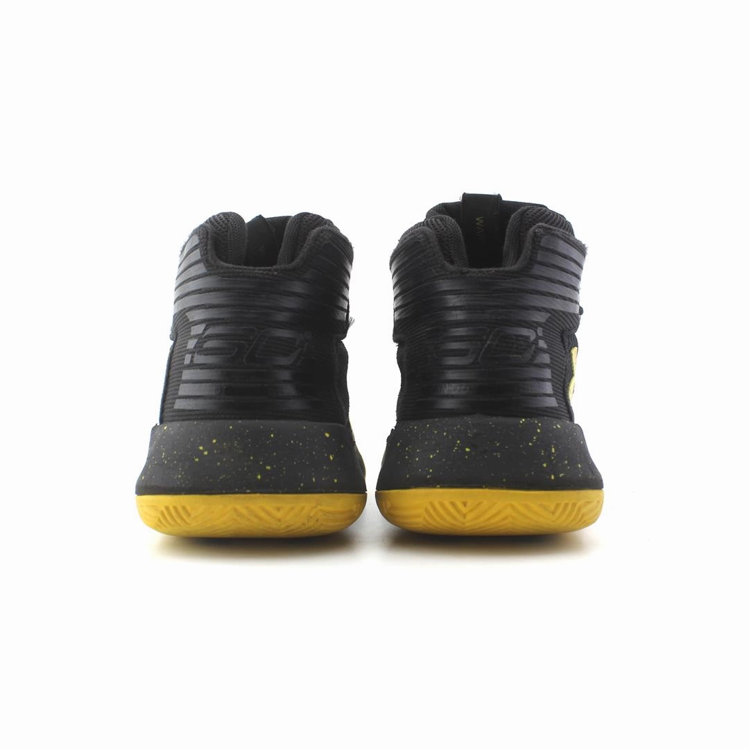 UNDER ARMOUR  CURRY 3ZERO Under Armour trainer close-ups