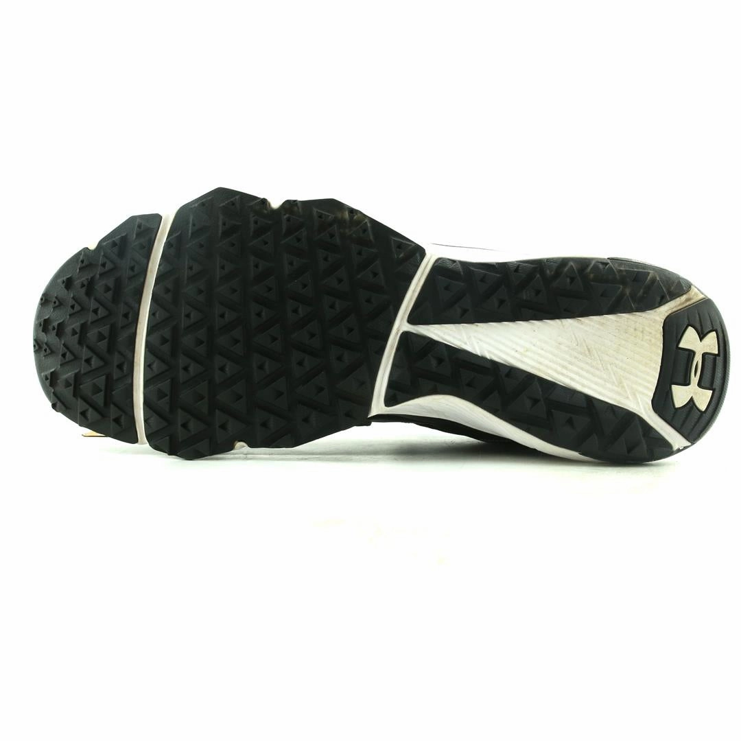 UNDER ARMOUR DECEPTION Under Armour trainer close-ups