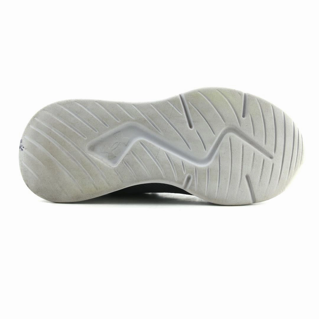 UNDER ARMOUR ESSENTIAL GS Under Armour trainer close-ups