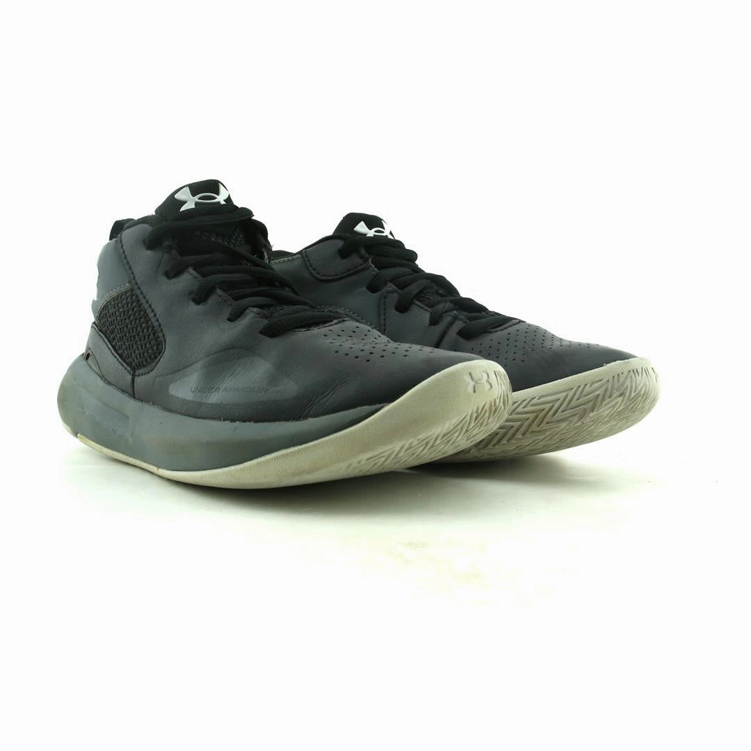 UNDER ARMOUR GS LOCKDOWN 5 Under Armour trainer close-ups