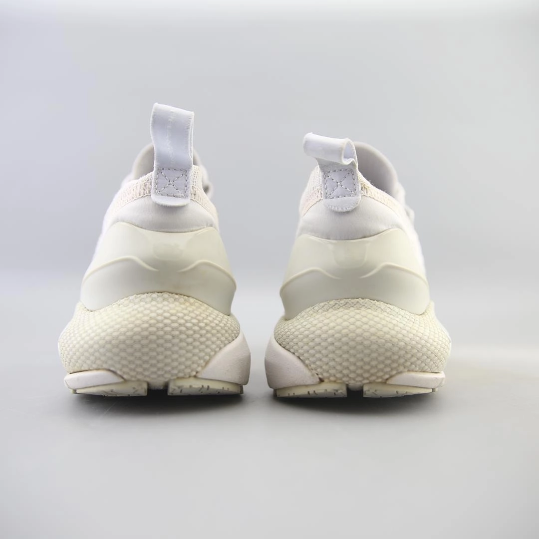 UNDER ARMOUR HOVR PHANTOM 2 INKNT Under Armour trainer close-ups
