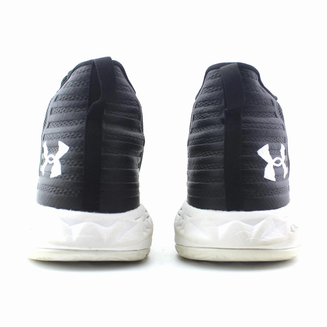 UNDER ARMOUR JET MID Under Armour trainer close-ups
