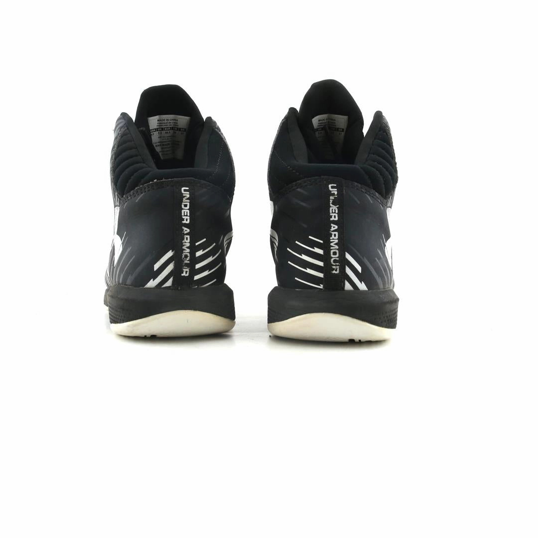 UNDER ARMOUR JET Under Armour trainer close-ups