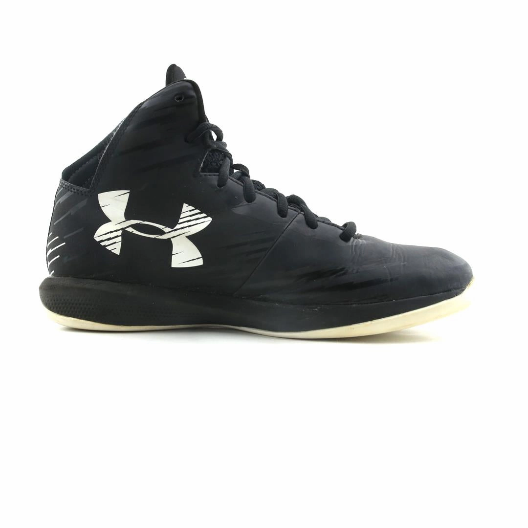 UNDER ARMOUR JET Under Armour trainer close-ups