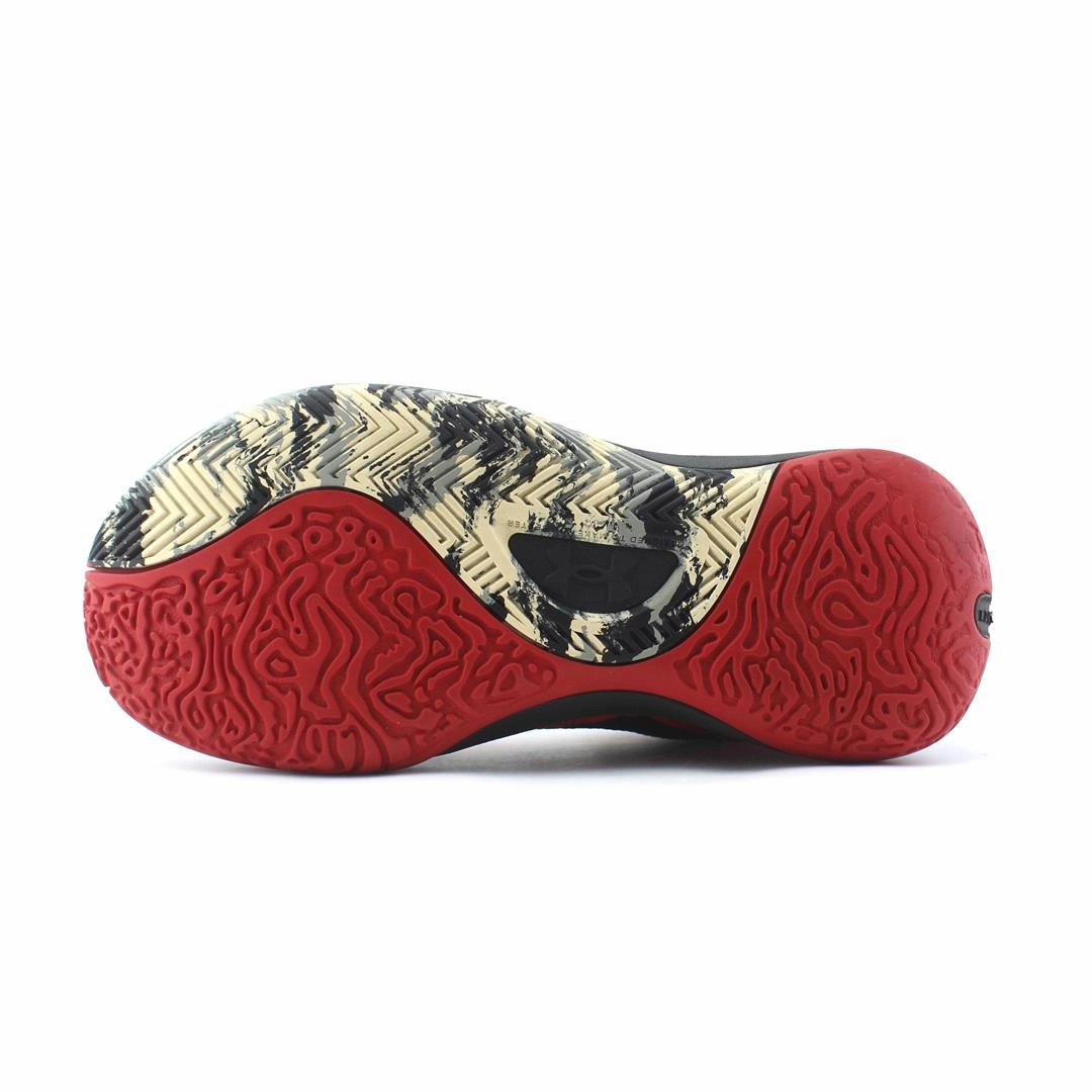 UNDER ARMOUR JUNIOR GS LOCKDOWN 6 Under Armour trainer close-ups