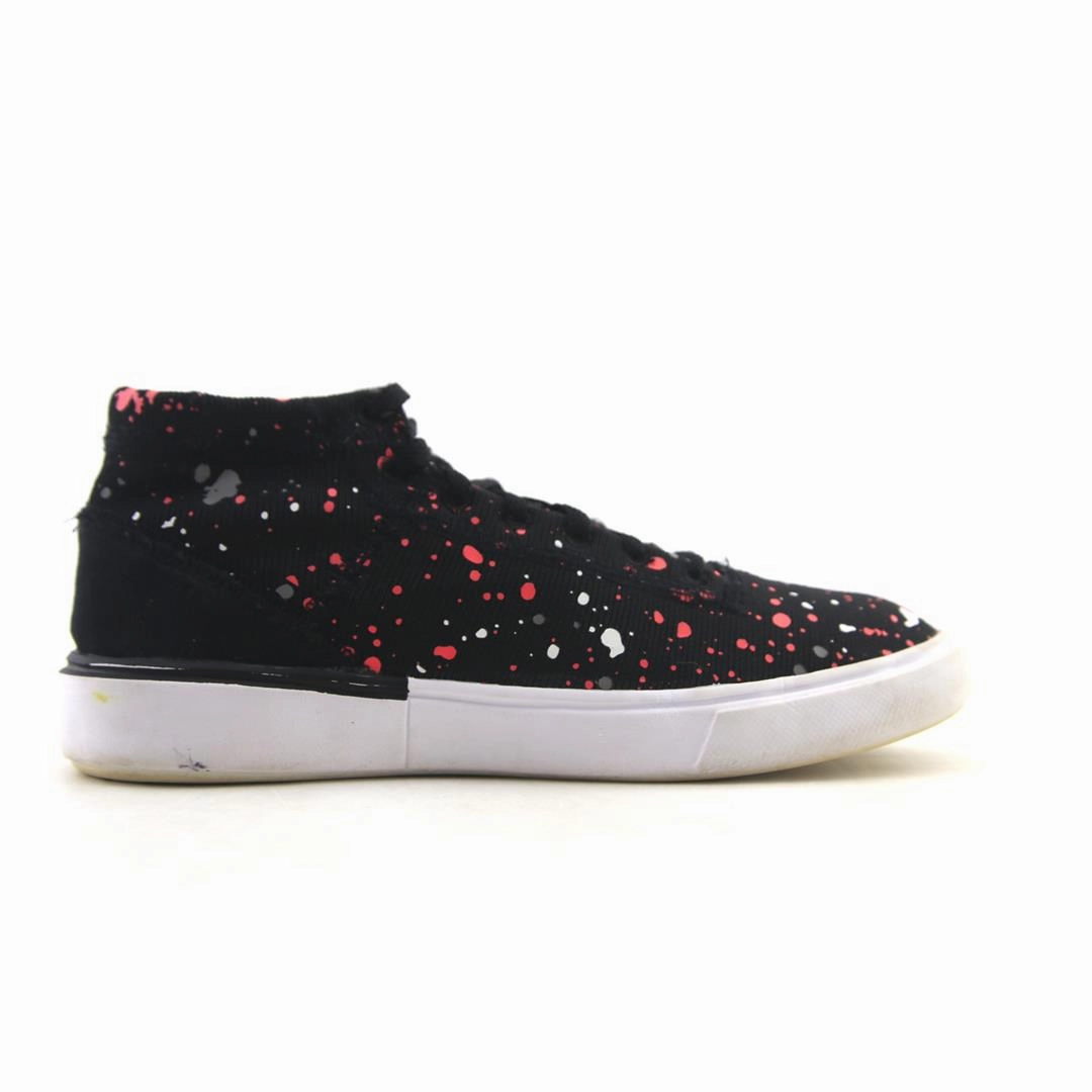 UNDER ARMOUR  KICKIT2 PAINT Under Armour trainer close-ups
