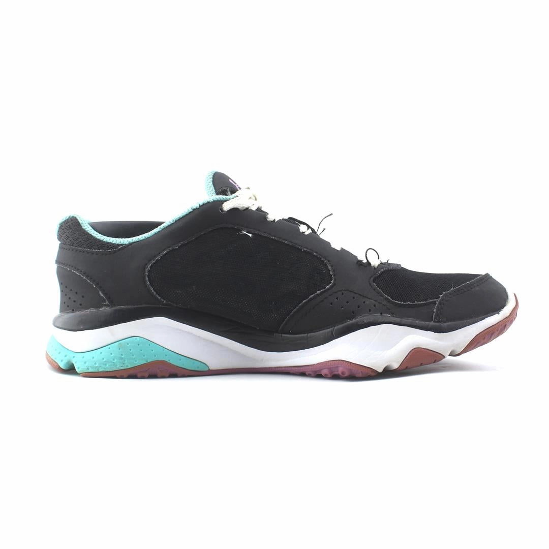 UNDER ARMOUR MICRO G Under Armour trainer close-ups