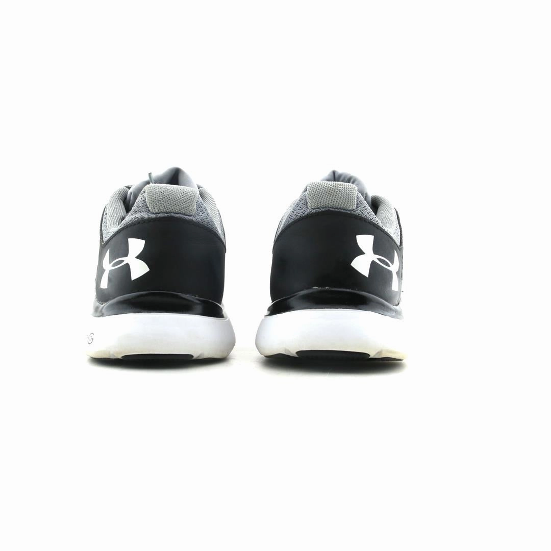 UNDER ARMOUR MICRO G Under Armour trainer close-ups