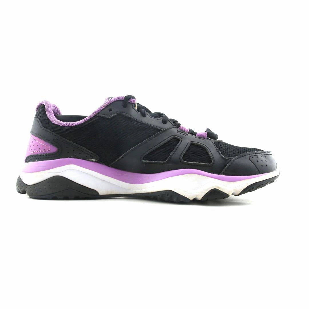 UNDER ARMOUR MICRO G Under Armour trainer close-ups