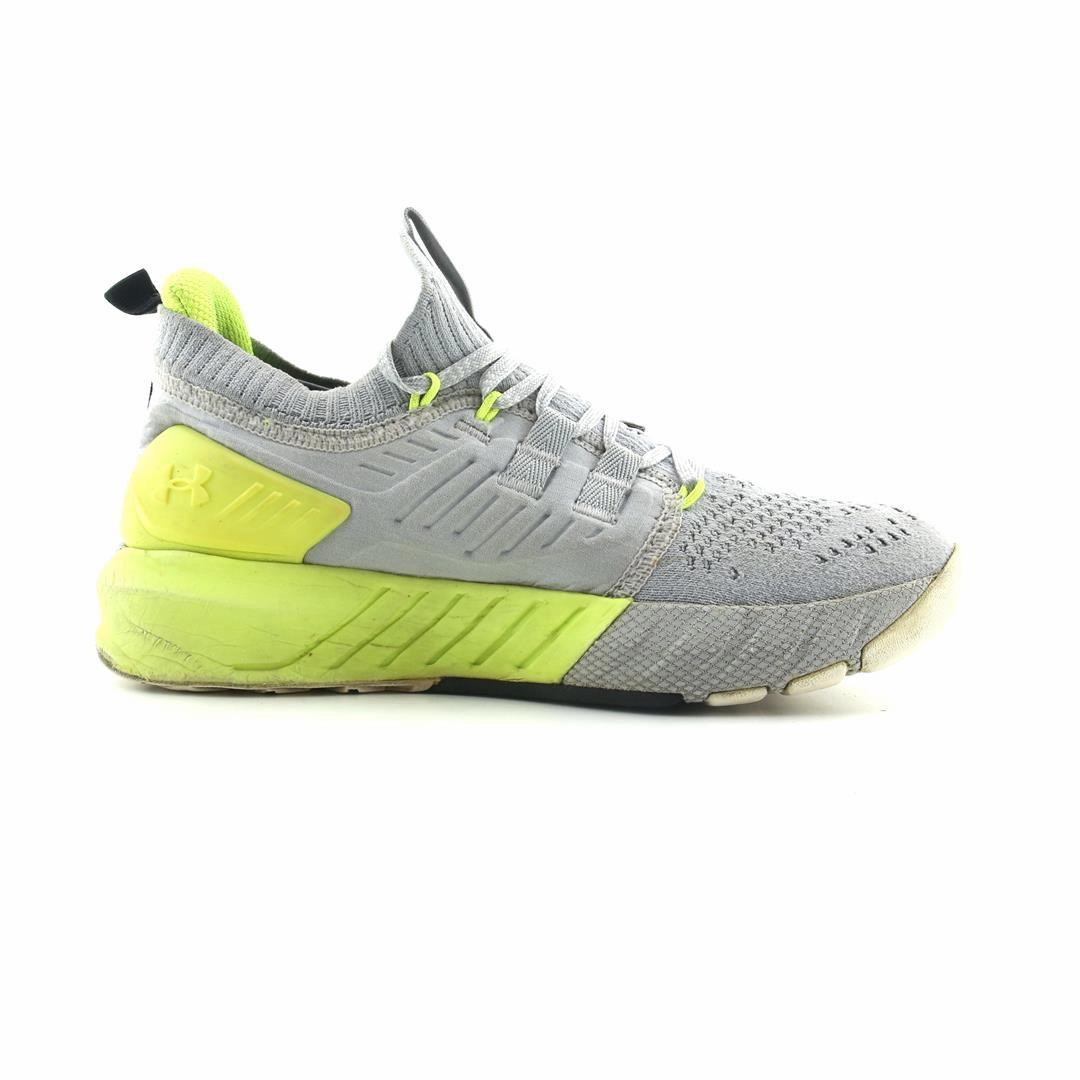 UNDER ARMOUR  PROJECT ROCK 3 Under Armour trainer close-ups