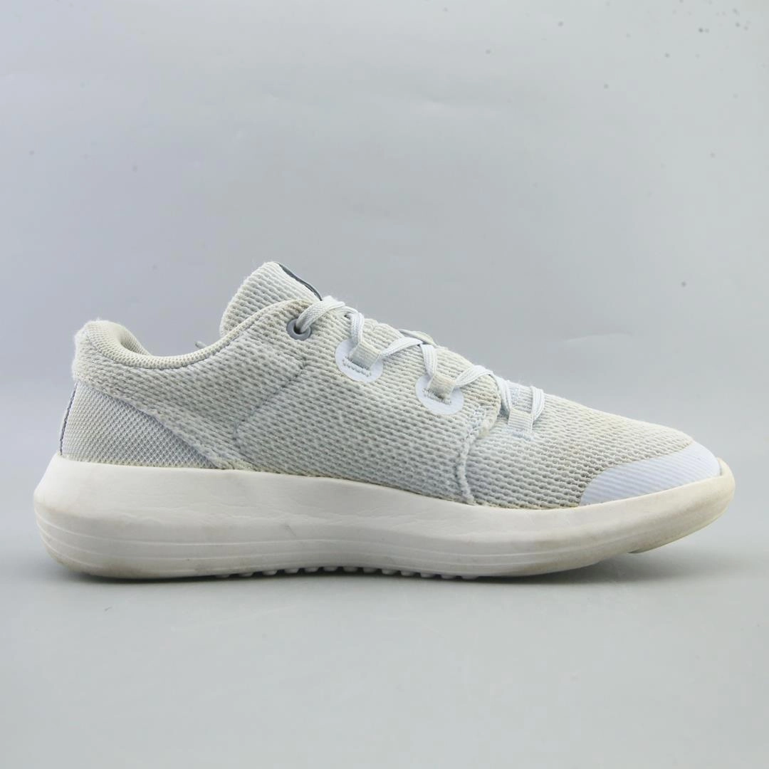 UNDER ARMOUR RIPPLE 2.0 Under Armour trainer close-ups