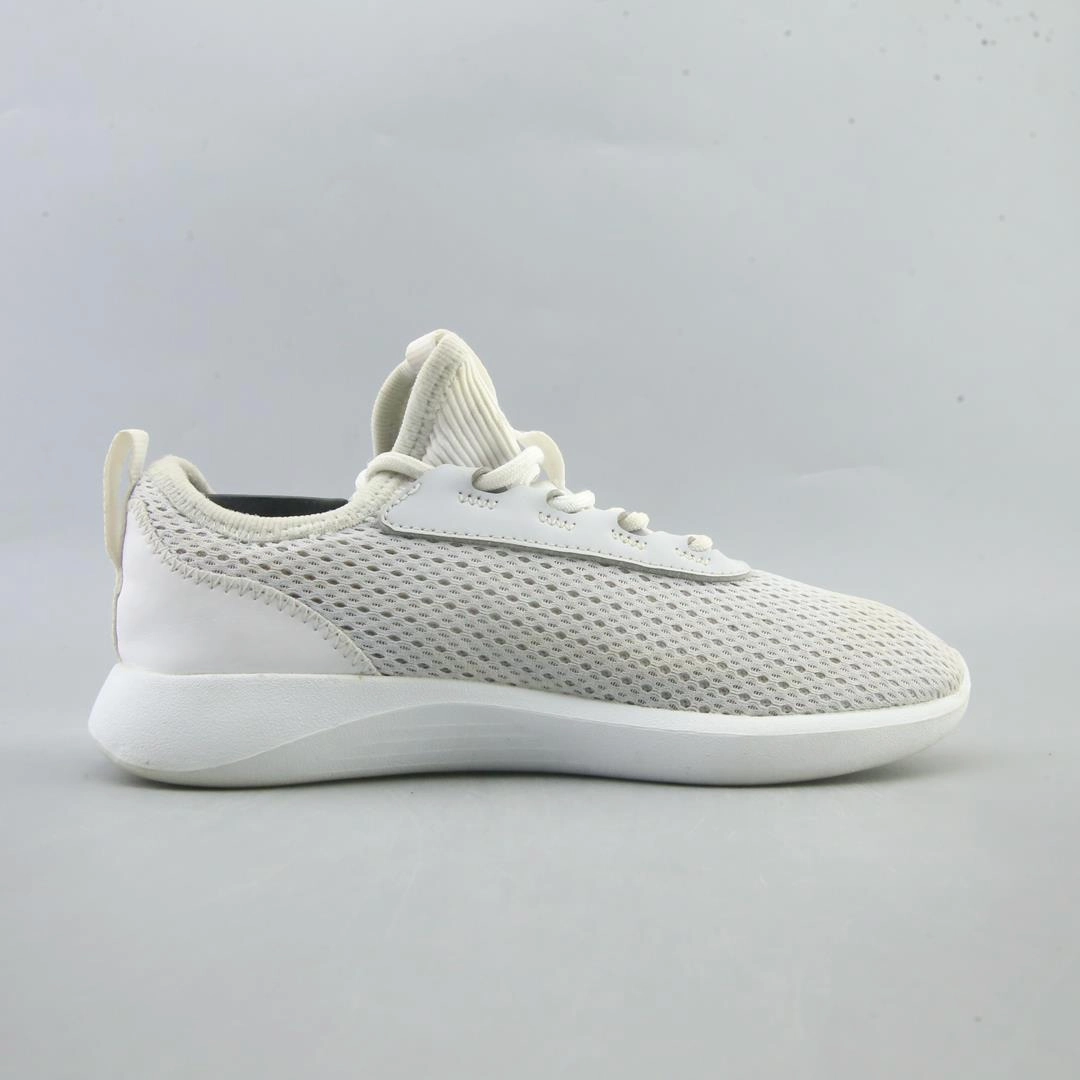 UNDER ARMOUR  SKYLAR 2 Under Armour trainer close-ups