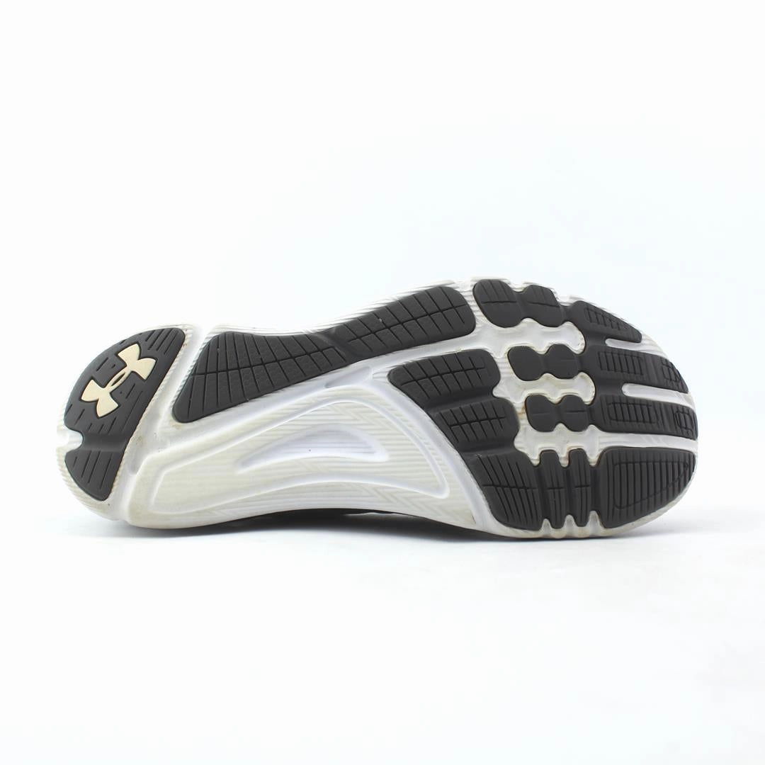 UNDER ARMOUR SPEEDFORM APOLLO 2 Under Armour trainer close-ups