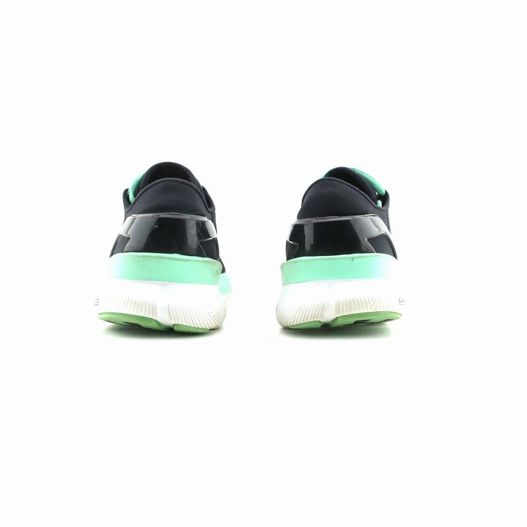 UNDER ARMOUR  SPEEDFORM APOLLO 2 Under Armour trainer close-ups
