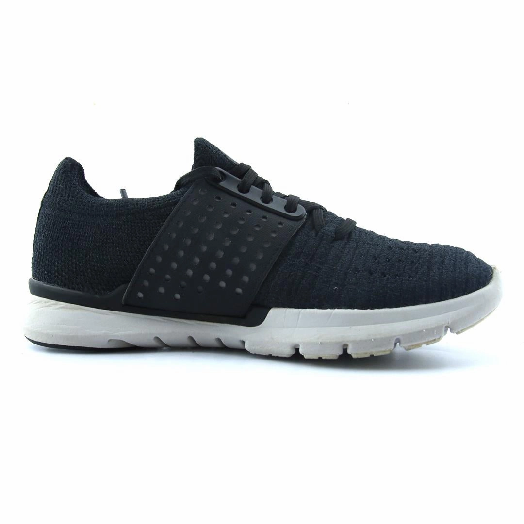 UNDER ARMOUR SPEEDFORM SLINGWRAP Under Armour trainer close-ups