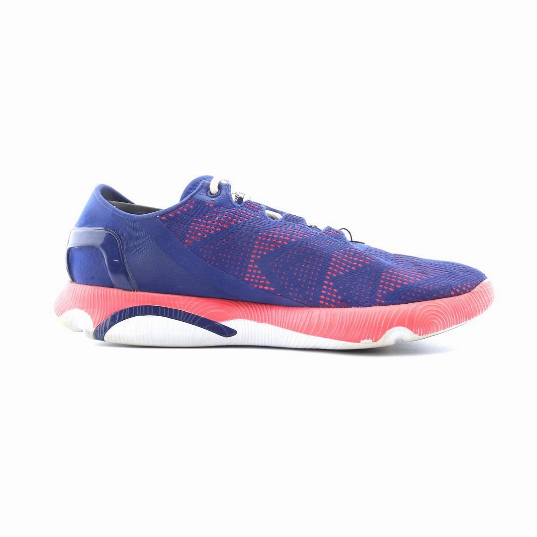 UNDER ARMOUR SPEEDFORM Under Armour trainer close-ups