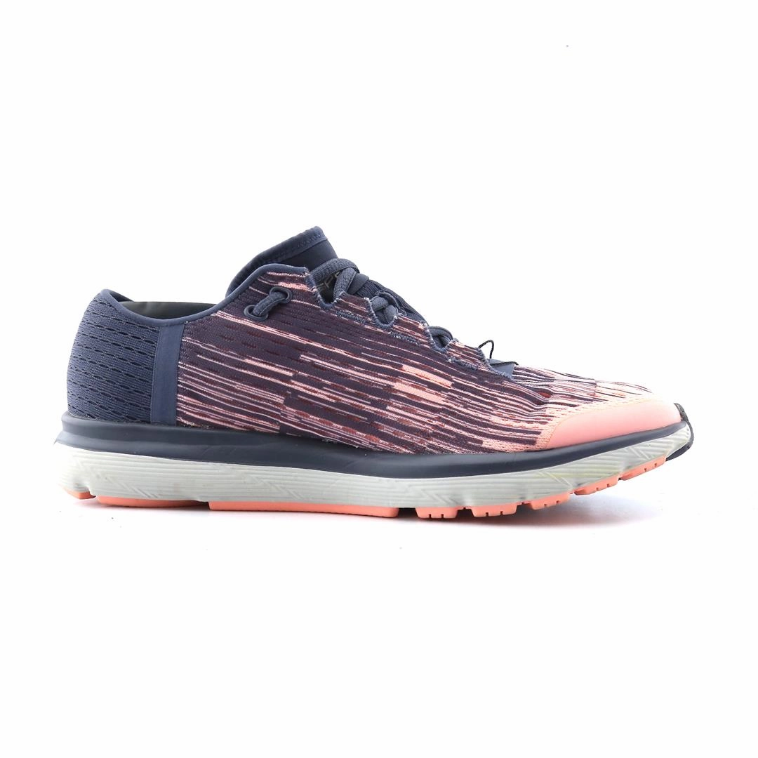 UNDER ARMOUR SPEEDFORM VELOCITI Under Armour trainer close-ups
