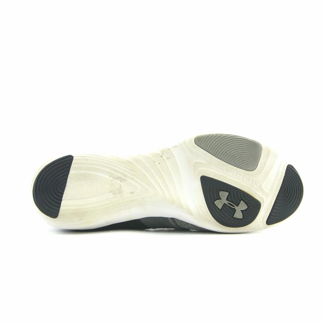 UNDER ARMOUR STREET PRECISION Under Armour trainer close-ups