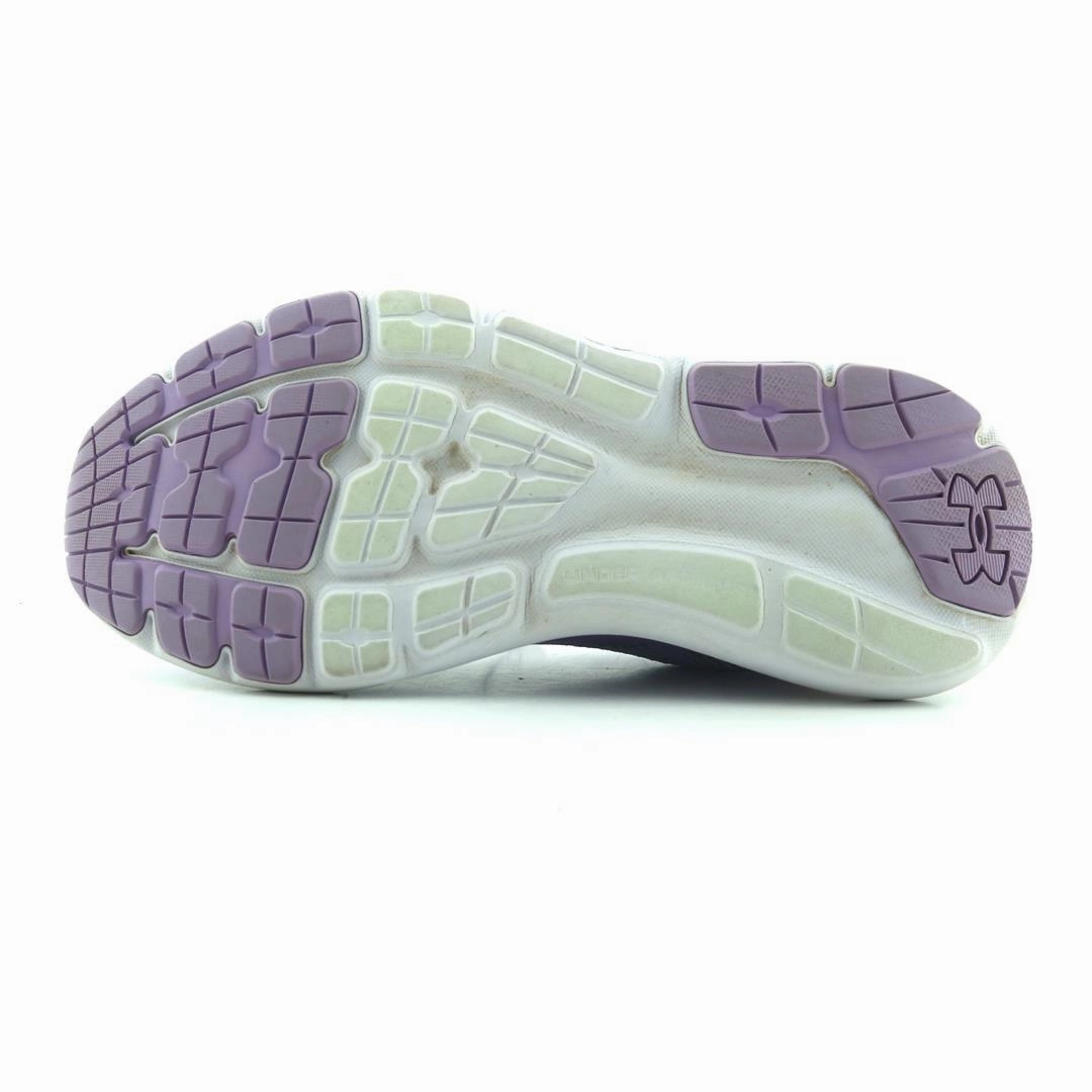 UNDER ARMOUR SURGE 3 Under Armour trainer close-ups