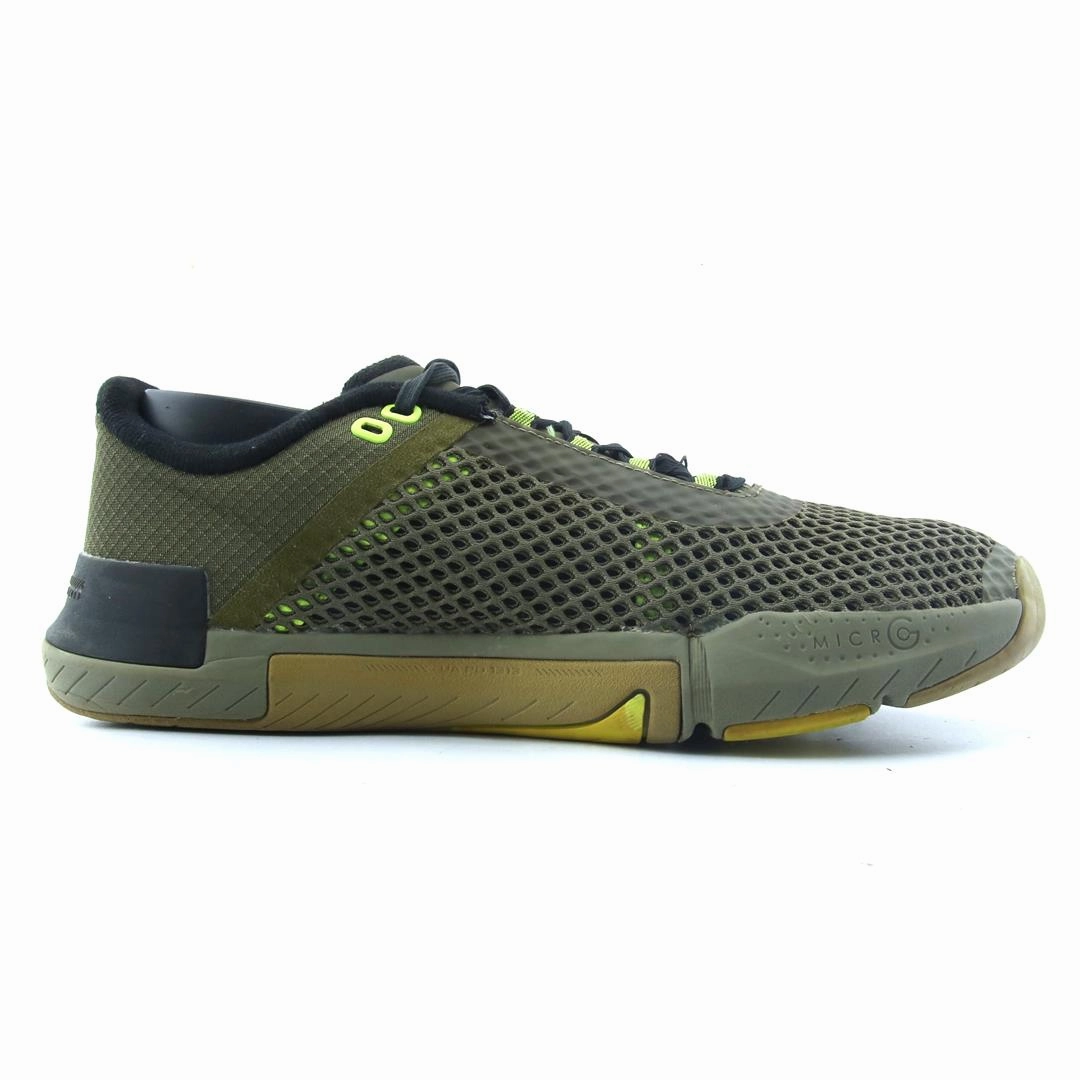 UNDER ARMOUR TRIBASE REIGN Under Armour trainer close-ups