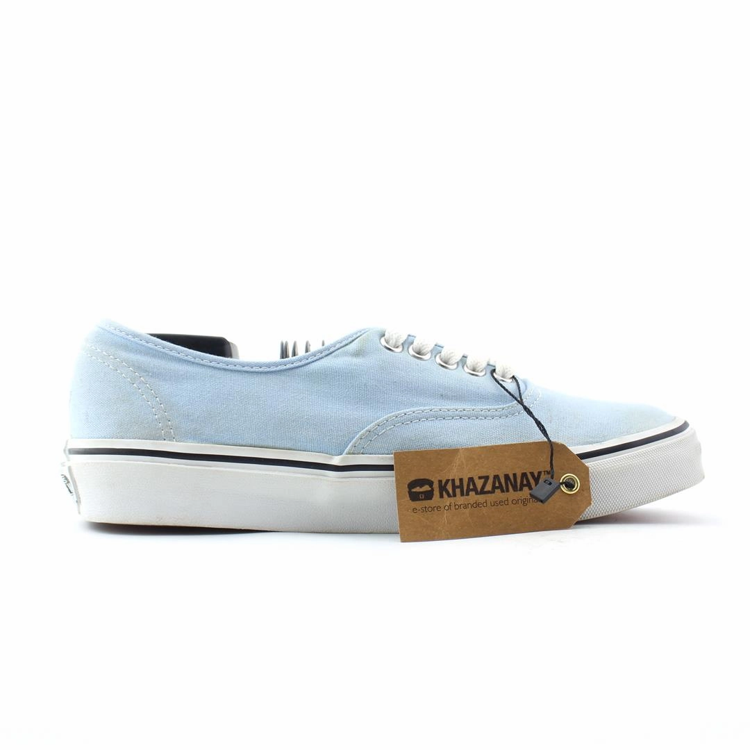 VANS AUTHENTIC Vans casual shoe snapshots
