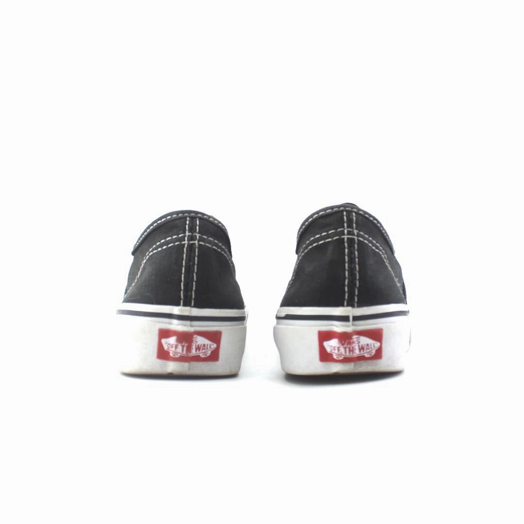 VANS AUTHENTIC Vans casual shoe snapshots