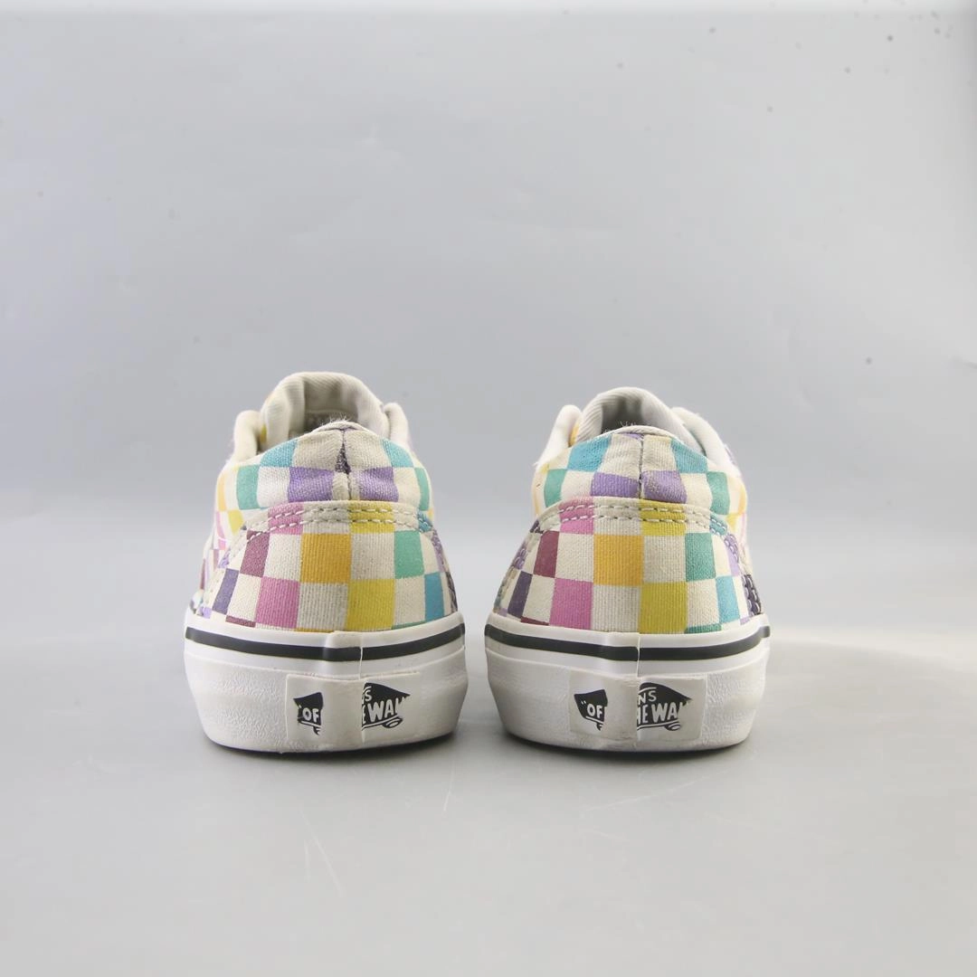 VANS AUTHENTIC Vans casual shoe snapshots