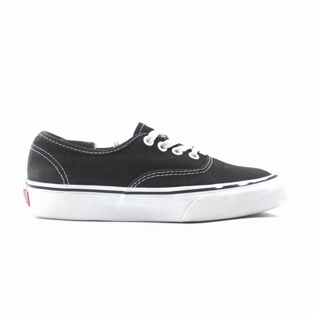 VANS AUTHENTIC Vans casual shoe snapshots