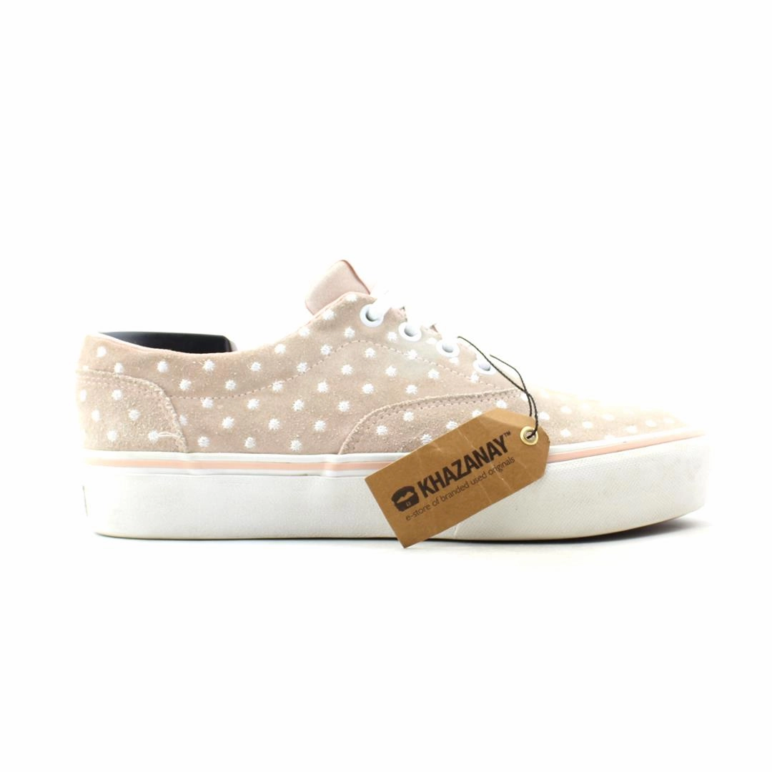 VANS AUTHENTIC Vans casual shoe snapshots
