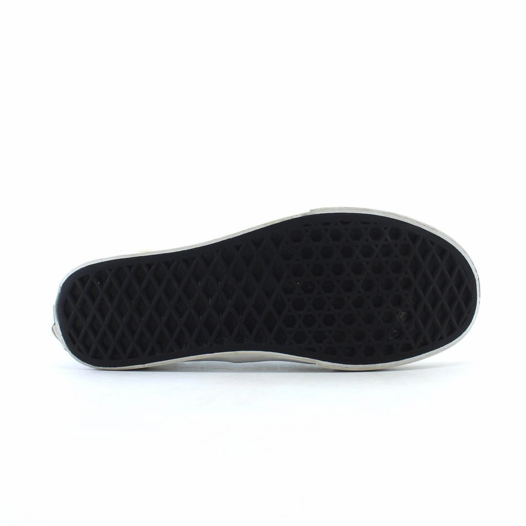 VANS AUTHENTIC Vans casual shoe snapshots