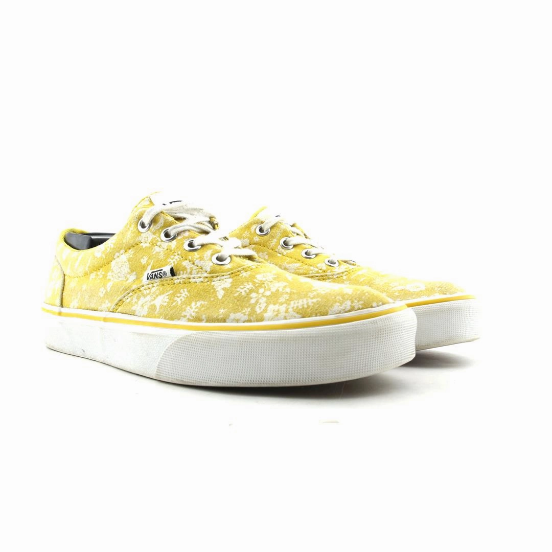 VANS AUTHENTIC Vans casual shoe snapshots