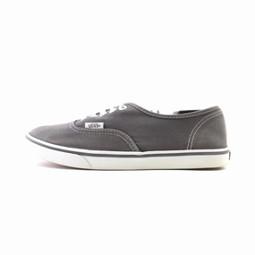 VANS AUTHENTIC Vans retro-inspired footwear styles