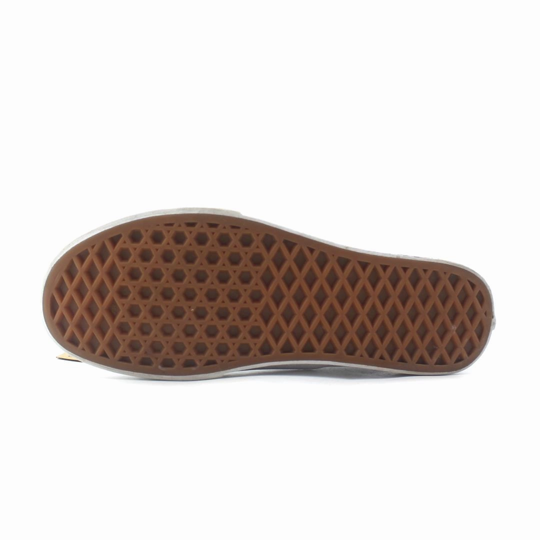 VANS AUTHENTIC Vans casual shoe snapshots