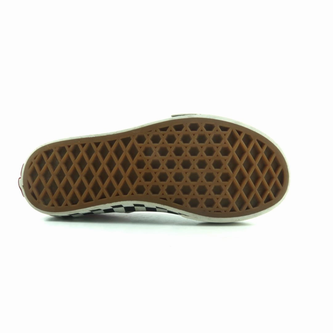 VANS AUTHENTIC Vans skate shoe imagery