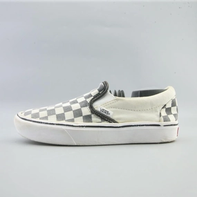 VANS CLASSIC CHECKERBOARD Vans retro-inspired footwear styles