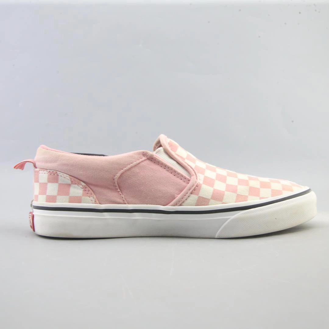 VANS CLASSIC CHECKERBOARD Vans casual shoe snapshots